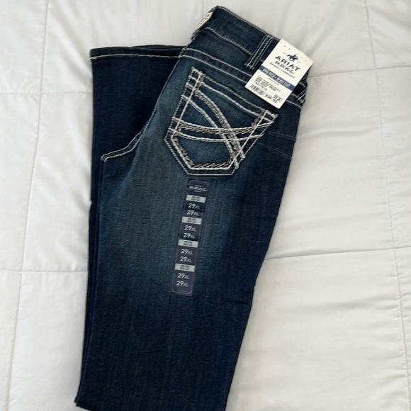 Women’s Ariat Jeans - Picture 1 of 4